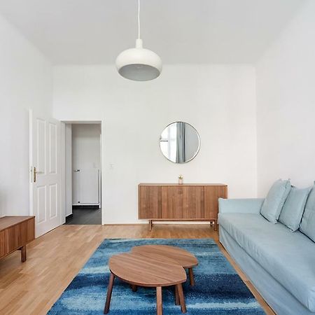 Universum Apartment Wenen Buitenkant foto