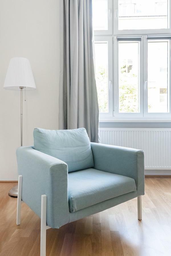 Universum Apartment Wenen Buitenkant foto