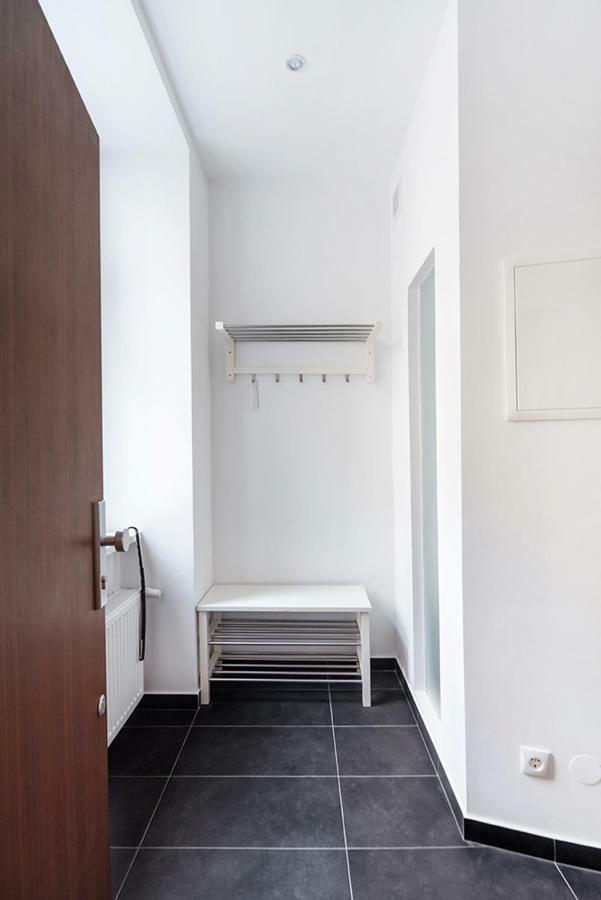 Universum Apartment Wenen Buitenkant foto