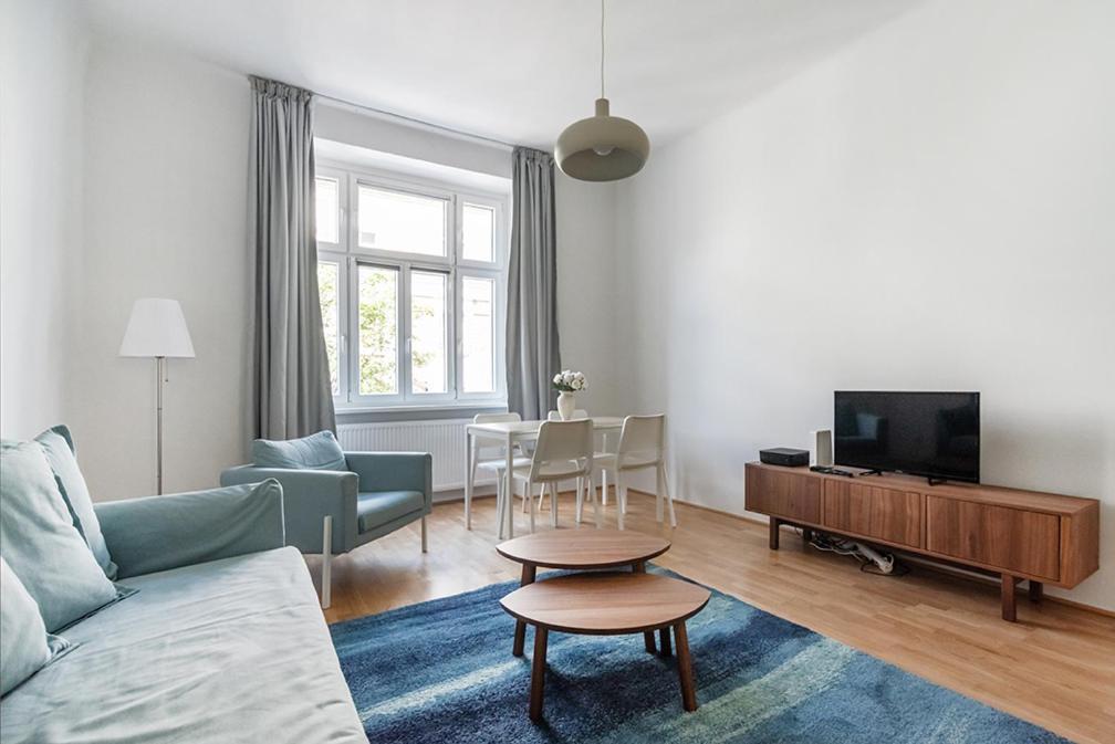 Universum Apartment Wenen Buitenkant foto